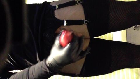 HD видео, большой член (транссексуал), мастурбация (транссексуал), нижнее белье (транссексуал), сперма в жопе (транссексуал), чулки (транссексуал)