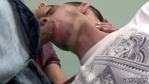 HD видео, анальный секс (гей), большой член (гей), минет (гей), мышца (гей)